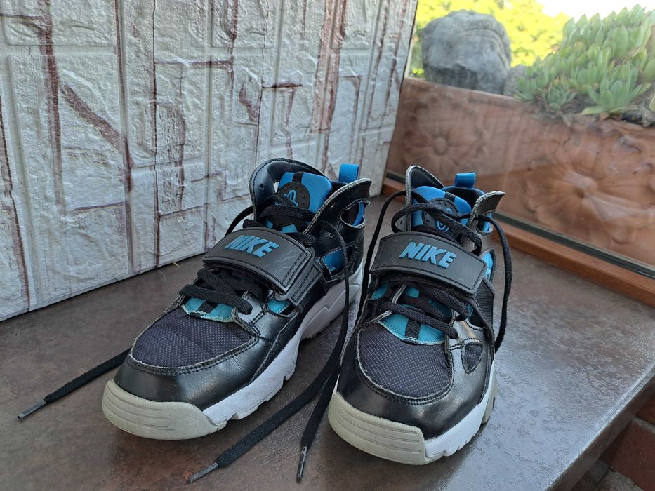 маратонки за момче,кожени кецове,спортни обувки Nike,найк,номер 38,5