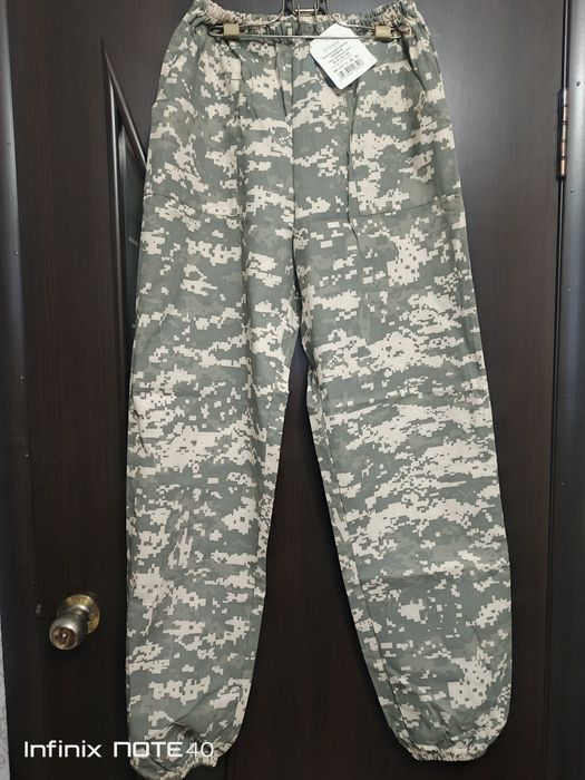 Продам новый костюм