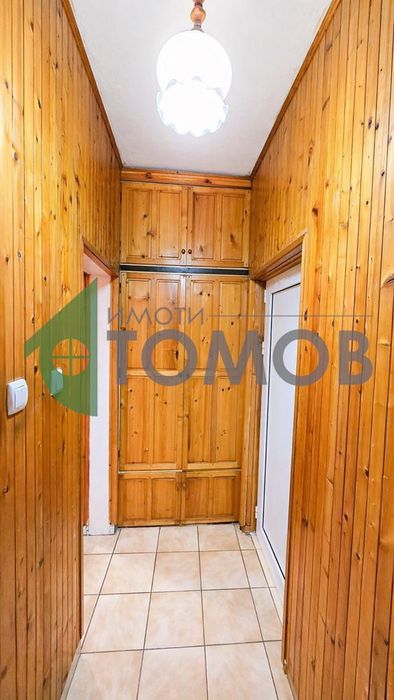 Продава се Тристаен апартамент в Стара Загора, Център - 84 кв.м за 881 €/кв.м - Снимка #8