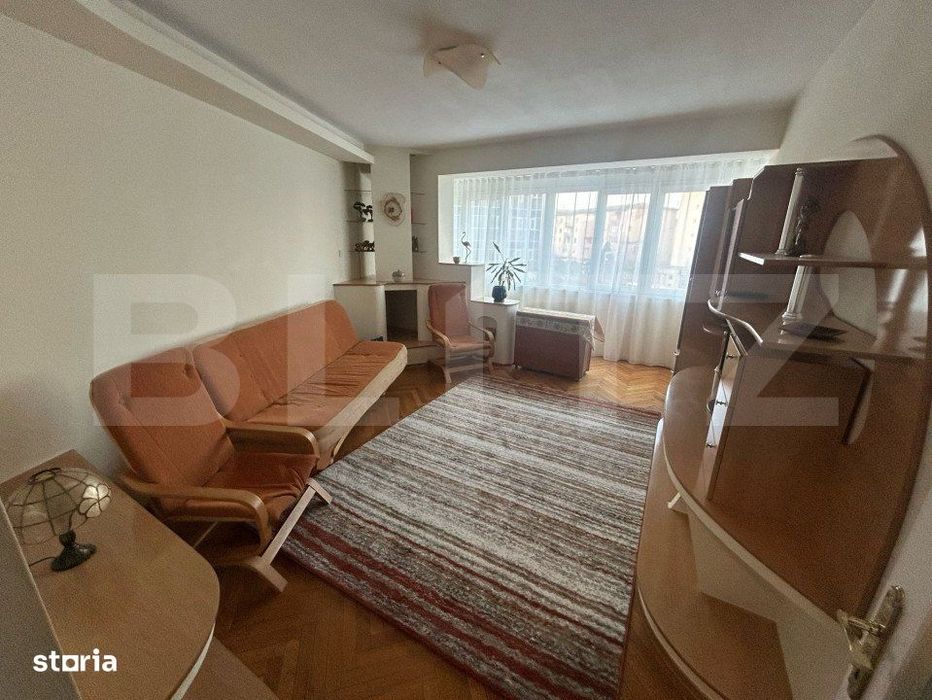 Apartament de inchiriat 3 camere, decomandat, 65 mp, zona Cetate — fotografia 1