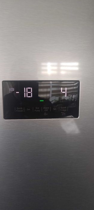 Хладилник фризер Side by  side