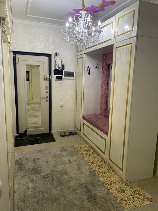 Продаётся квартира в Юнусабадском районе, 19-квартал