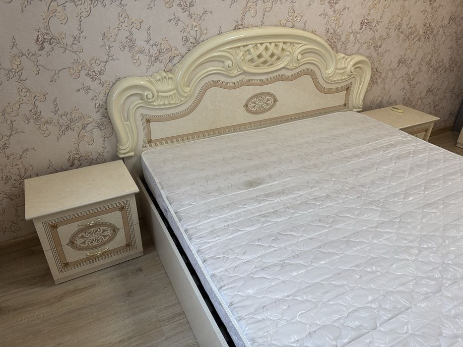 Спальный гарнитур продается