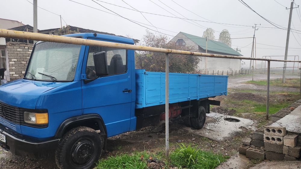 Мерседес бенс (гигант) 709