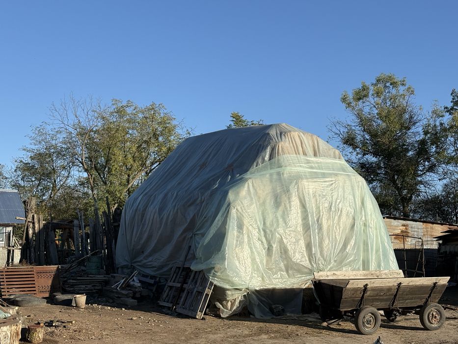 Vând baloți de vân