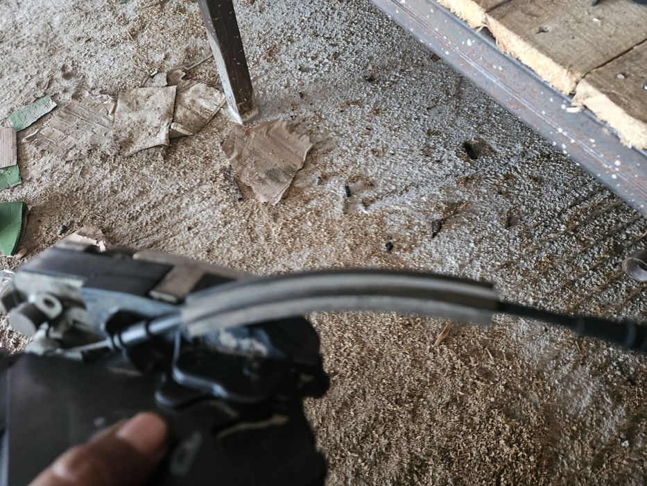 Cabluri usi fata spate smart forfour