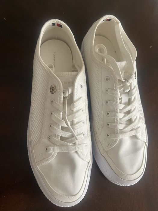 Кеды женские белые