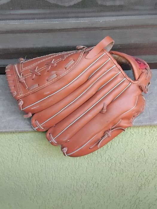 Mănușă baseball nou