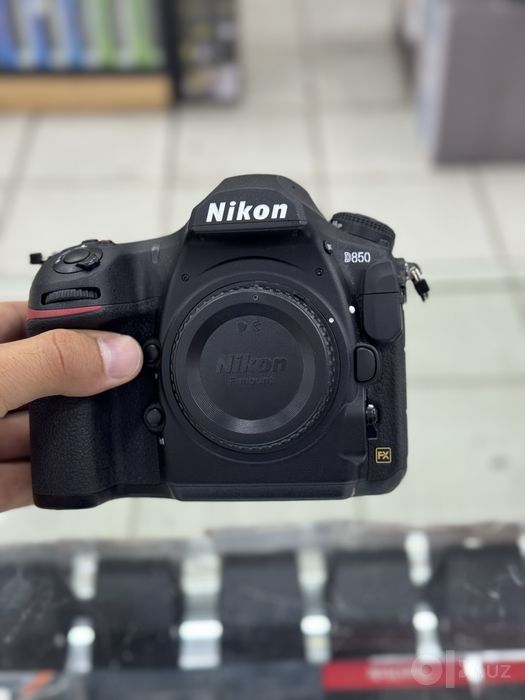 Nikon D850 body ( без обектив )