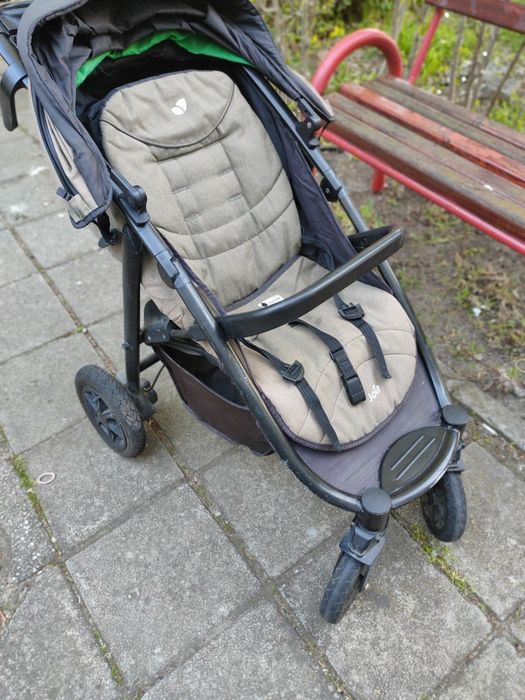 Детска количка Joie
