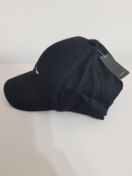 Nike basca neagra noua