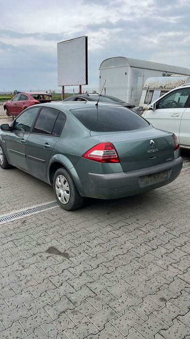 Dezmembram Renault Megane 2 1.5 diesel din 2006