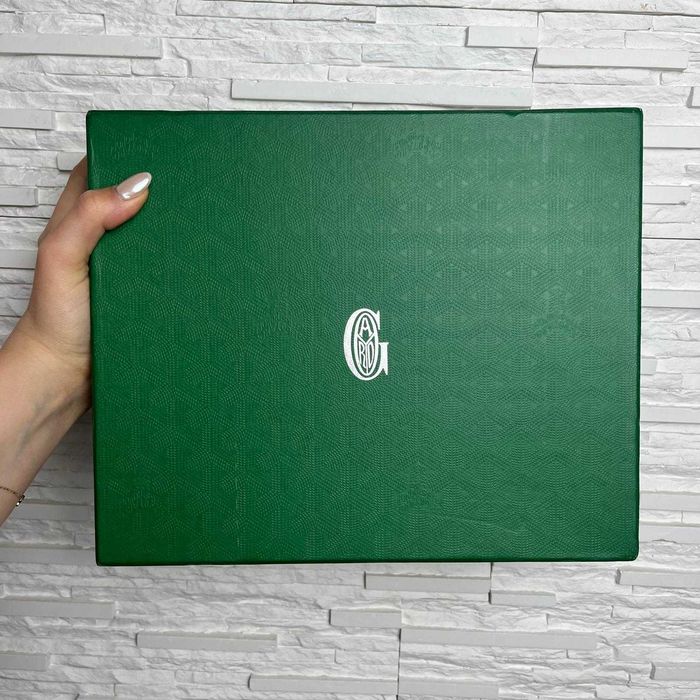 Оригинална чанта на Se Goyard