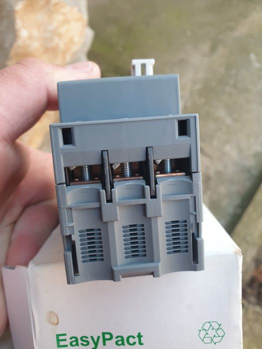 Трифазна Моторна защита