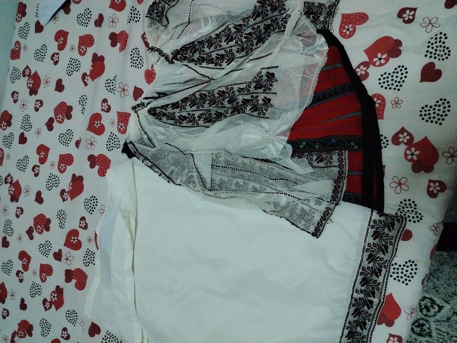 Se vinde costum popular zona Oltenia
