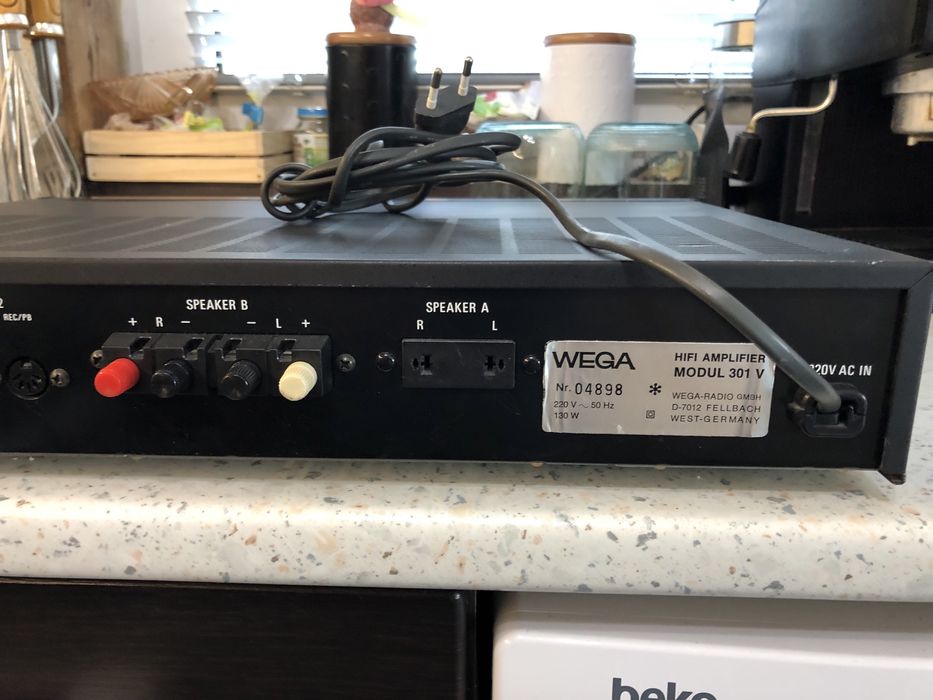 Wega 301v стерео усилвател