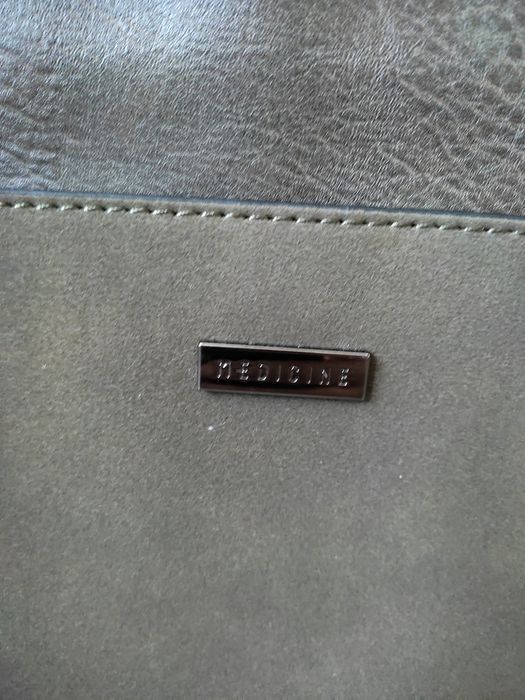 Дамска чанта MEDICINE