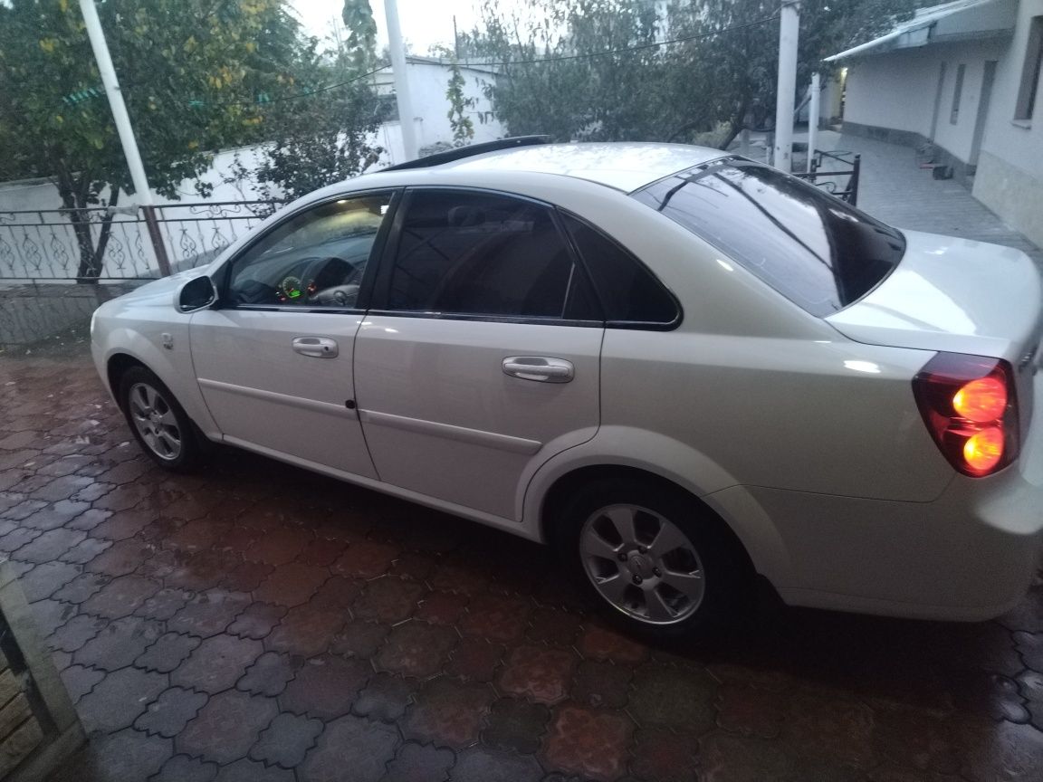 lacetti 1.6 2013 avtomat - Легковые автомобили в Чилек - OLX.uz