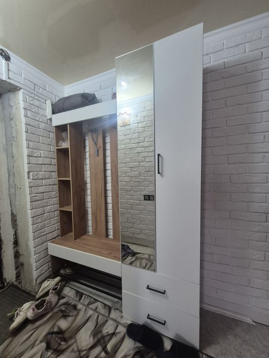 Продаётся шкаф для прихожей