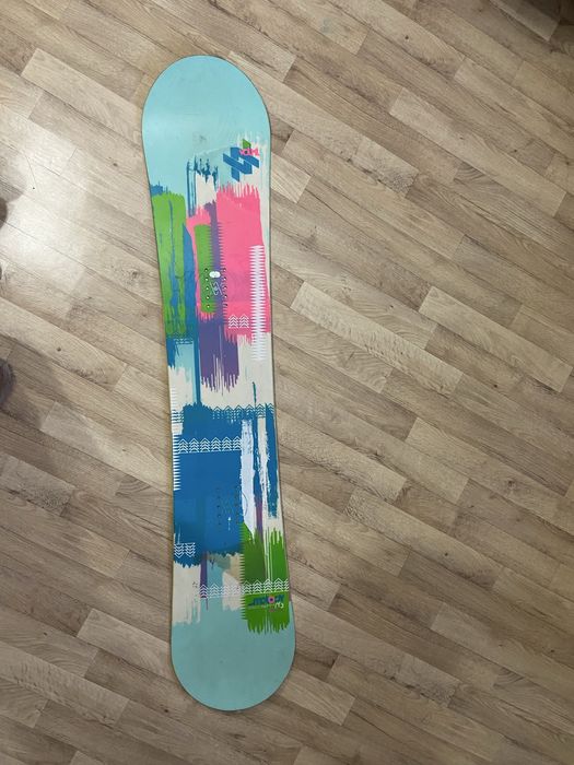 Лыжные ботинки и сноуборд