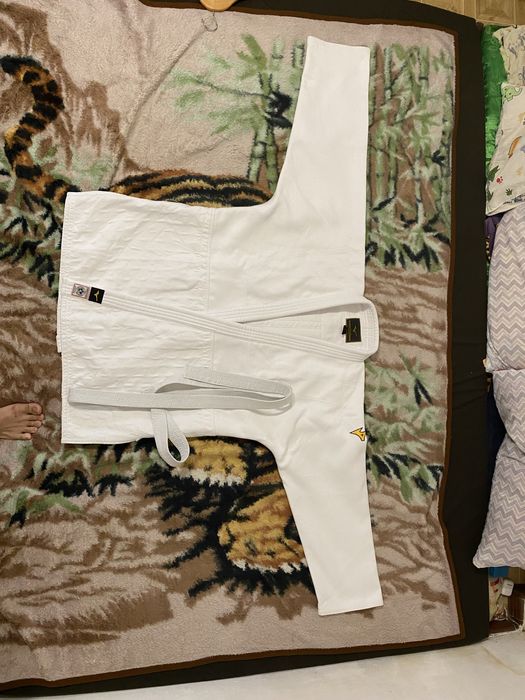 Продам вверх кимоно для дзюдо