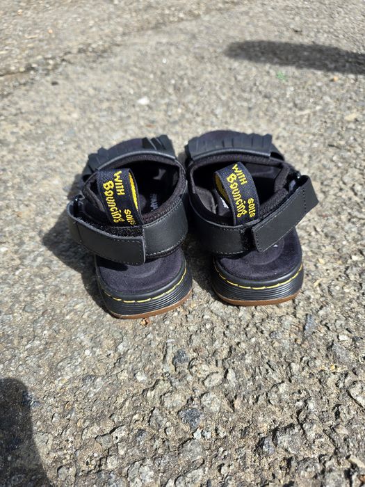 Sandale Dr Martens marimea 37