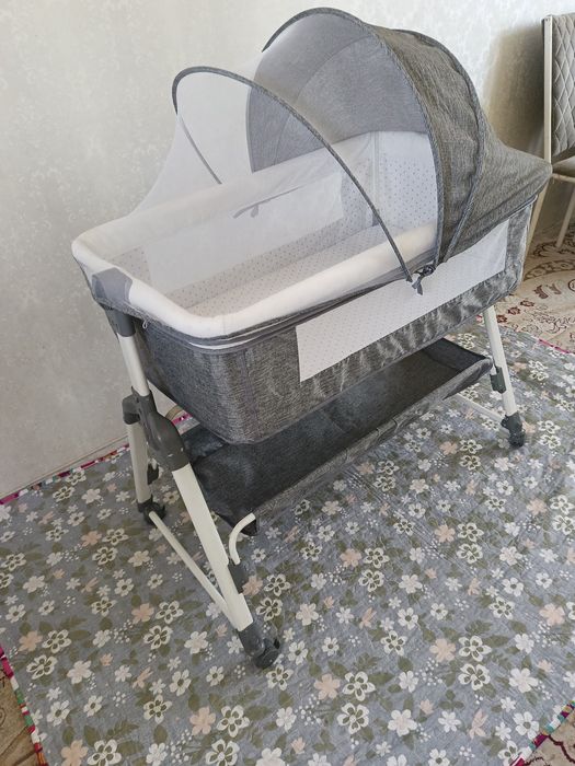 Манеж почти новый