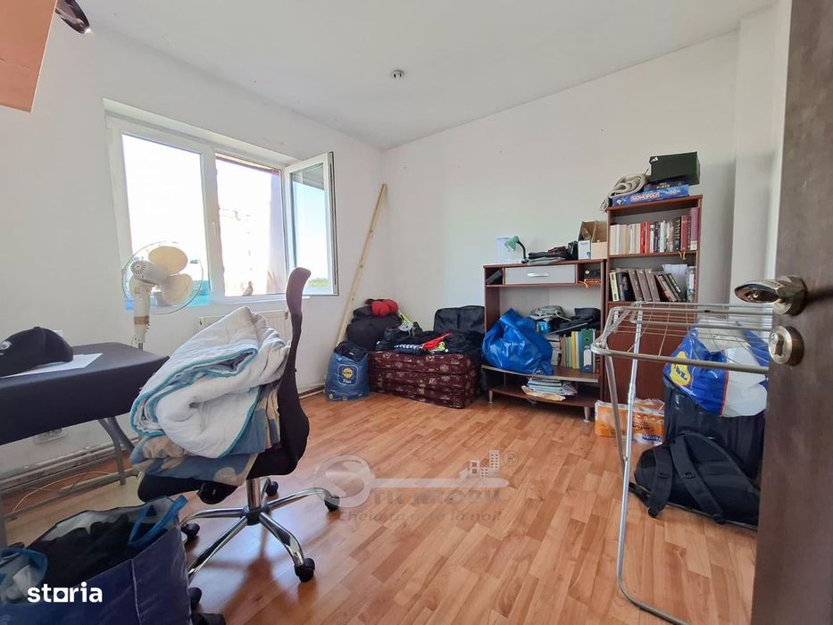 Nicolina 1, apartament 2 camere, decomandat, baie cu geam, 46 mp, se a