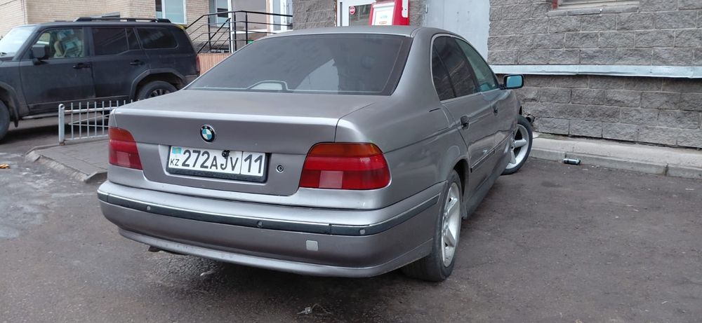 Продам.    BMW E39