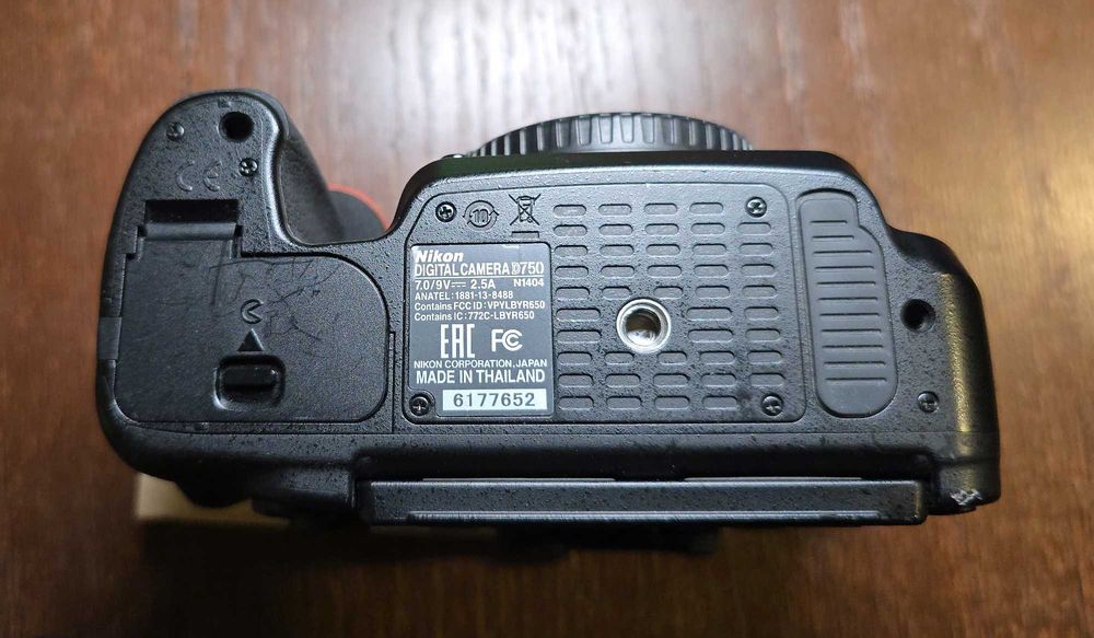 Nikon D750 - 21K кадъра