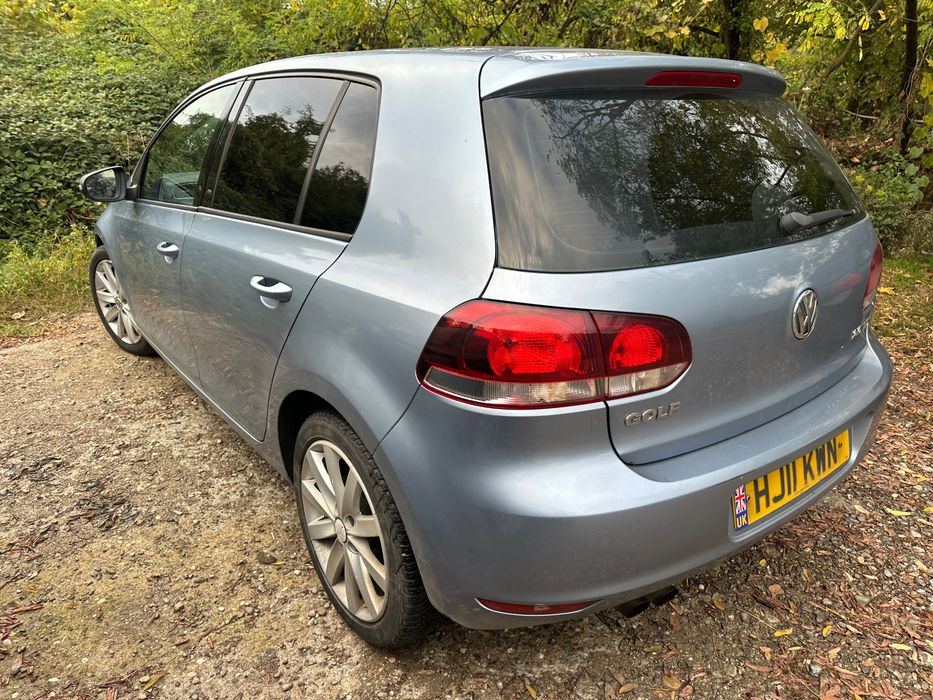 VOLKSWAGEN Golf 2011 — imagine 2