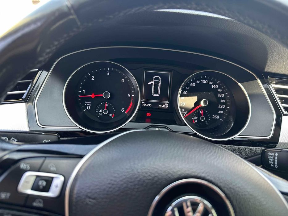 VOLKSWAGEN Passat 2016 — imagine 3