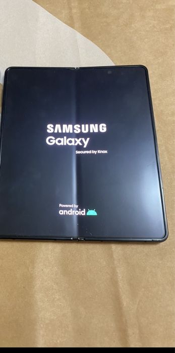 Samsung Z Fold 4 Demo, nou impecabil, ca tableta sau se poate face