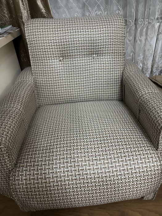1+2 Продам мягкий гарнитур (диван 1 +2 кресло)