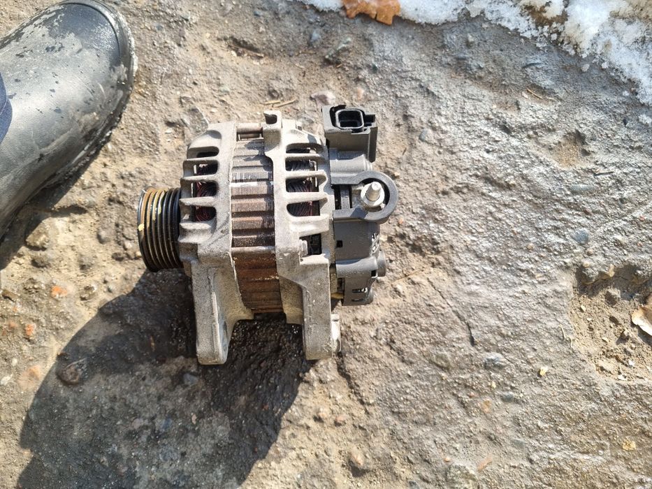 Стартер и генератор на Киа Рио 1.6 2013