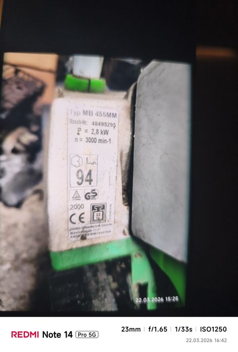 Mașina de tuns iarba viking