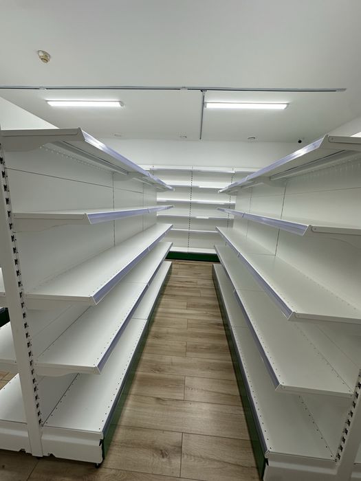 Продаюстя новые торговые полки
