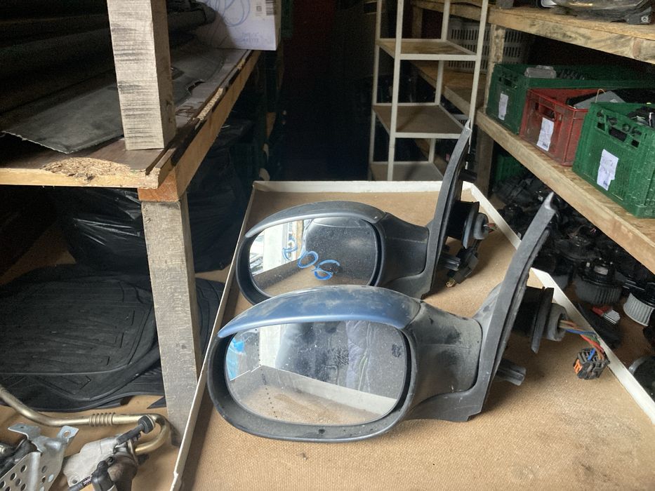 Леви ел. огледала за Пежо  206 98 - 05 г