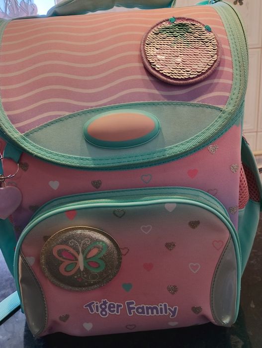 Rucsac școală ergonomic  plus penar