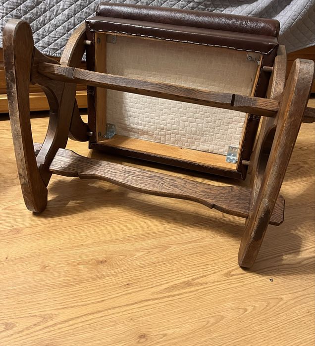 Античен люлеещ се стол