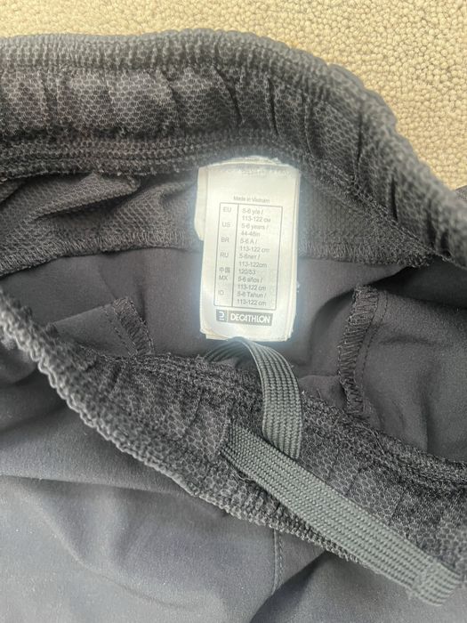 Pantaloni lungi copii 6-7 ani+scurt 5-6 ani