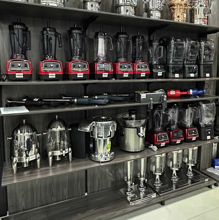 Мощный коммерческий блендер