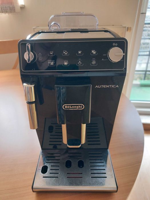 Espressor DeLonghi Autentica _ impecabil