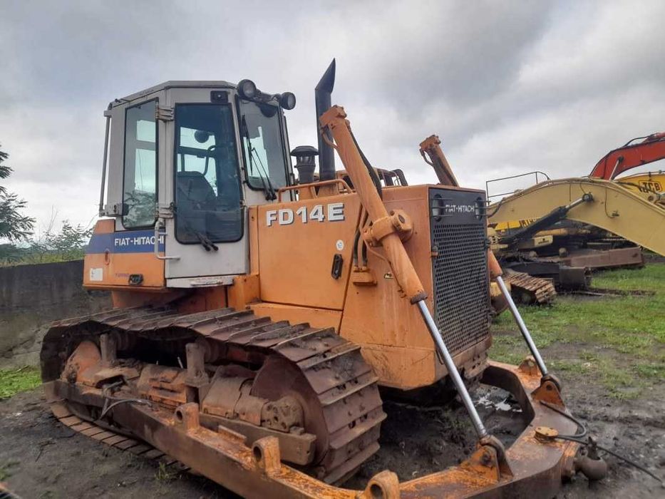 Dezmembrez buldozer Fiat Hitachi FD14E-piese de schimb Fiat Hitachi