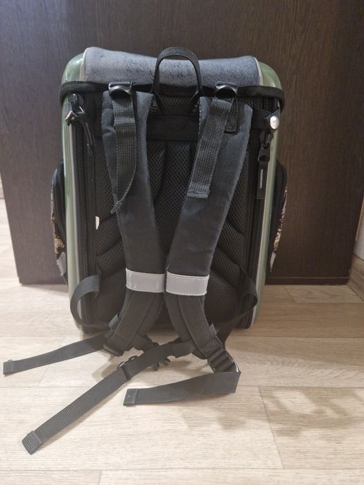 школьный рюкзак     .