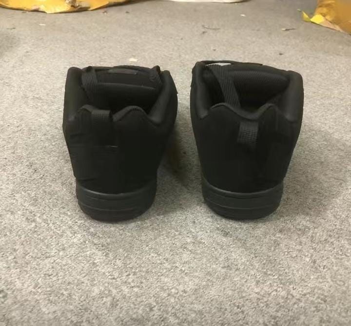 Кросовки Новые ,бренд DC shoes 45 размер