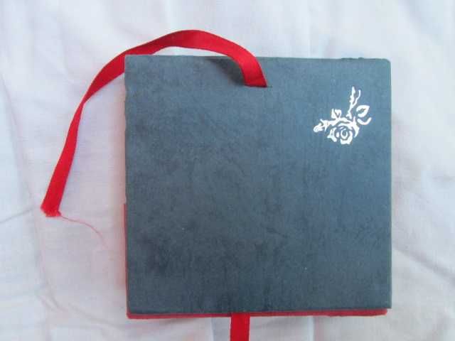 ALEXANDER MQUEEN позлатена гривна от висшата мода.