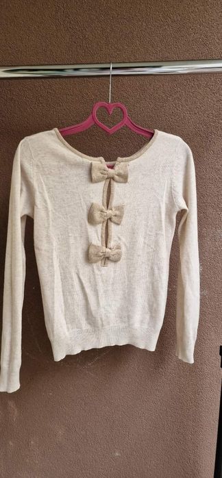 Bluza cu fundițe bej
