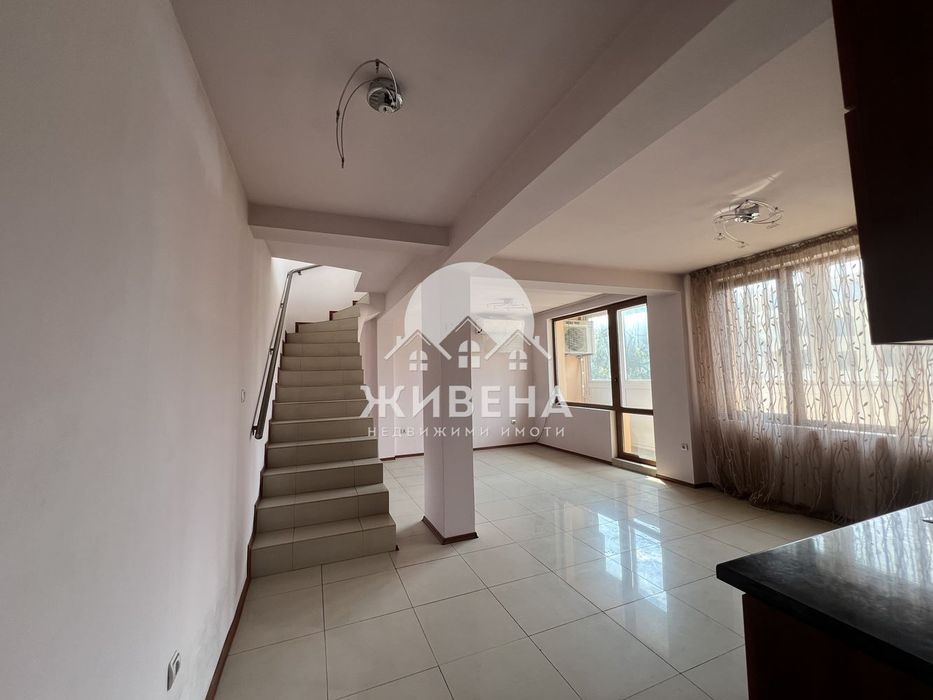 Продава се Четиристаен апартамент в Варна, Бизнес хотел - 145 кв.м за 1276 €/кв.м - Снимка #1