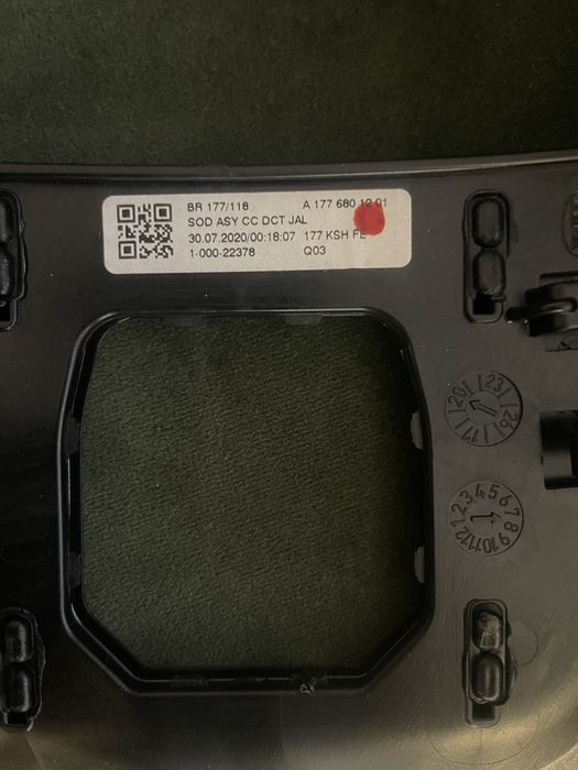 Consola centrala mercedes cla 2020